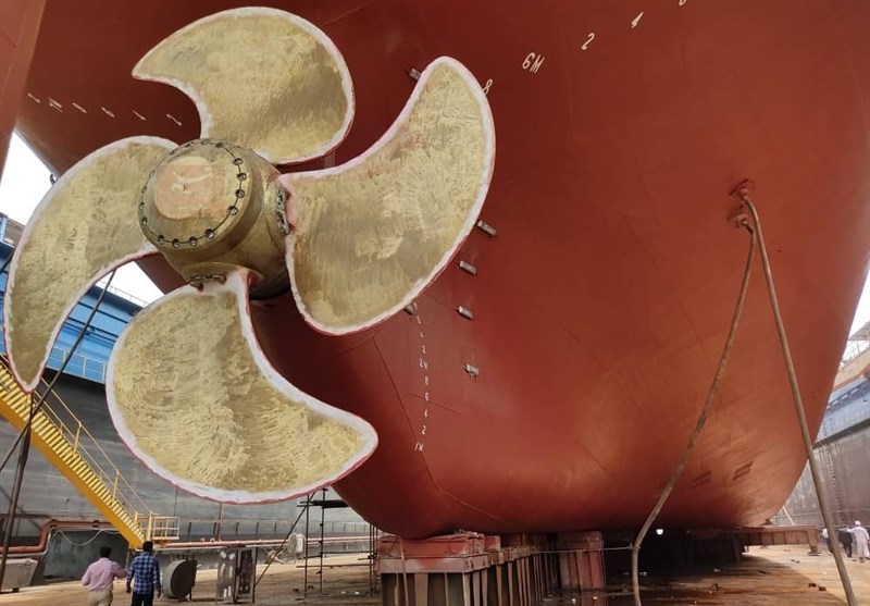 برنامه تعمیر ۱۷ نفتکش غول‌پیکر در ایزوایکو / دستیابی ایران به توان تعمیر پروانه شناورهای VLCC