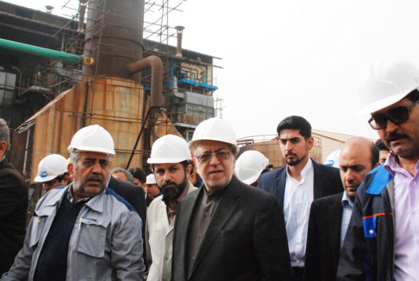 بازدید وزیر صنعت ،‌معدن و تجارت از روند اجرایی بازسازی و نوسازی کارخانه قند دزفول توسط ایدرو