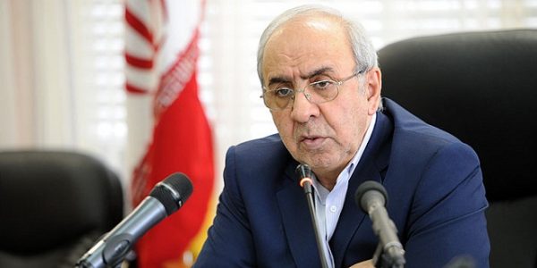 دکتر معظمی ، معاون وزیر صنعت و رئیس هیات عامل سازمان گسترش و نوسازی صنایع ایران