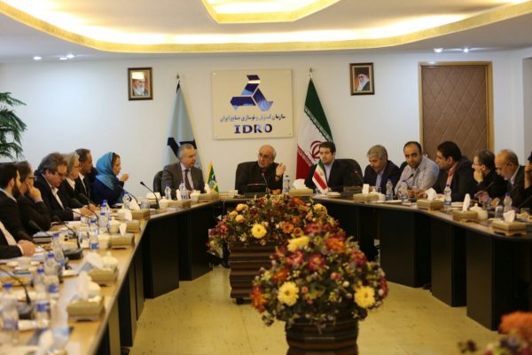 نشست انجمن قطعات خودرو برزیل در سازمان گسترش و نوسازی صنایع ایران برگزار شد 