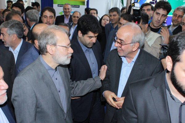 بازدید رئیس مجلس شورای اسلامی از غرفه ایدرو در نمایشگاه نفت و گاز